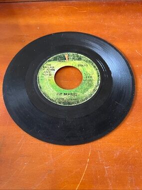 The Beatles 45 RPM Vinyl Record The Ballad of John and Yoko Green Apple Label